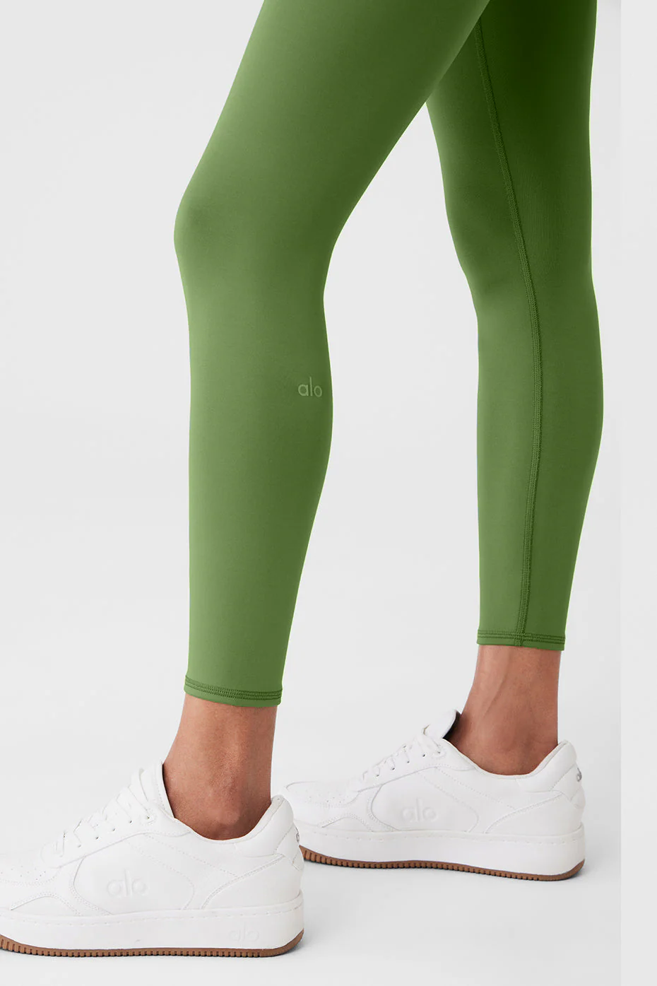 7/8 High-Airlift Legging - Olive Green