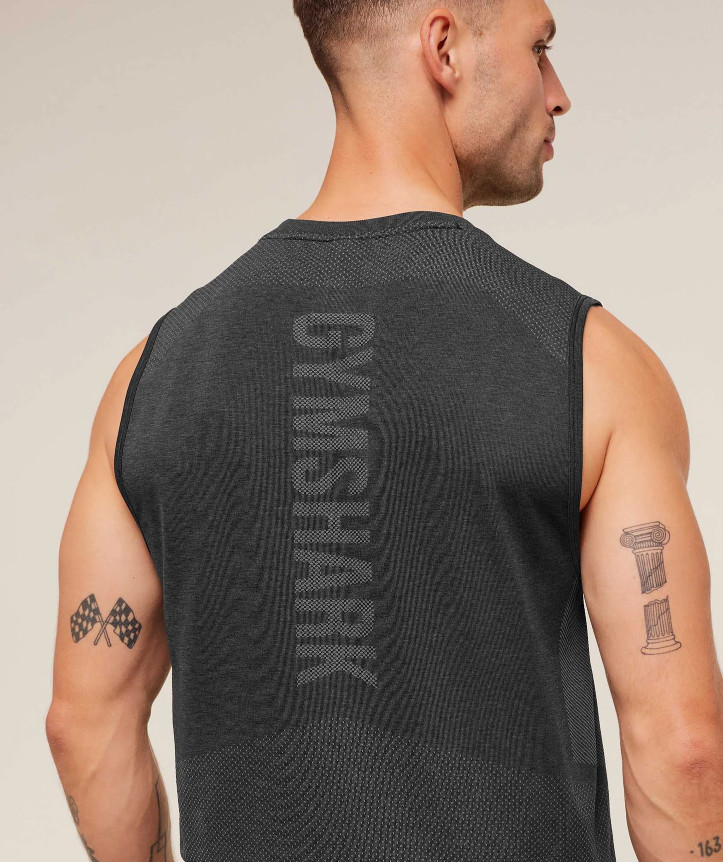 Lightweight Seamless Tank - Black/Silhouette Grey